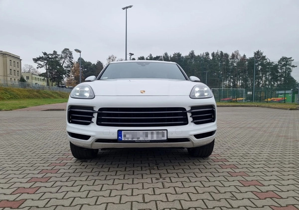 Porsche Cayenne cena 319900 przebieg: 51300, rok produkcji 2020 z Janów Lubelski małe 379